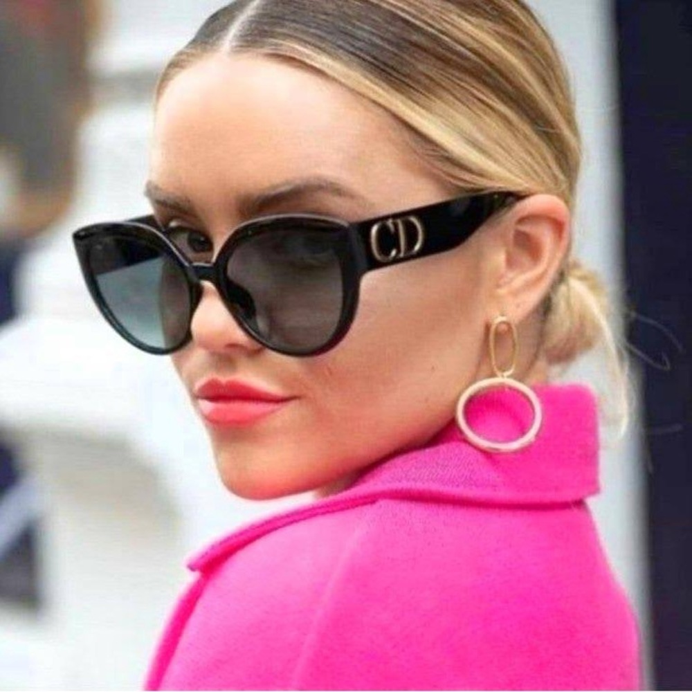 Dior 56 mm Cat Eye Sunglasses in Tortoise